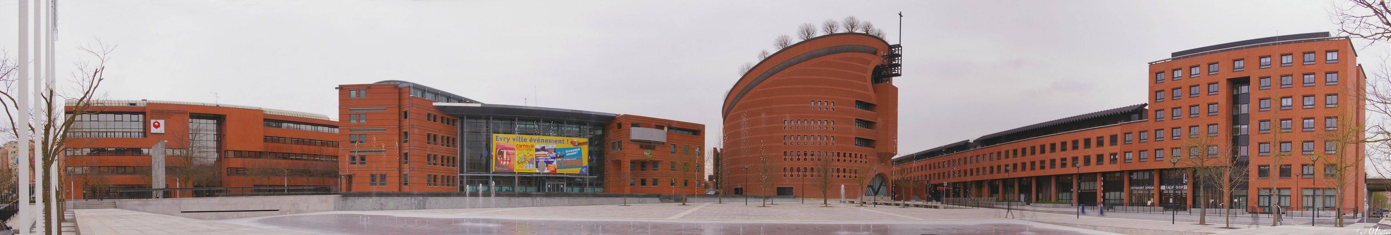 panoramique de La place des droits de l homme et du citoyen: la place des droits de l homme et du citoyen - jour